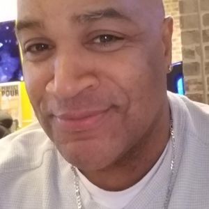 Meet your Posher, Kenneth